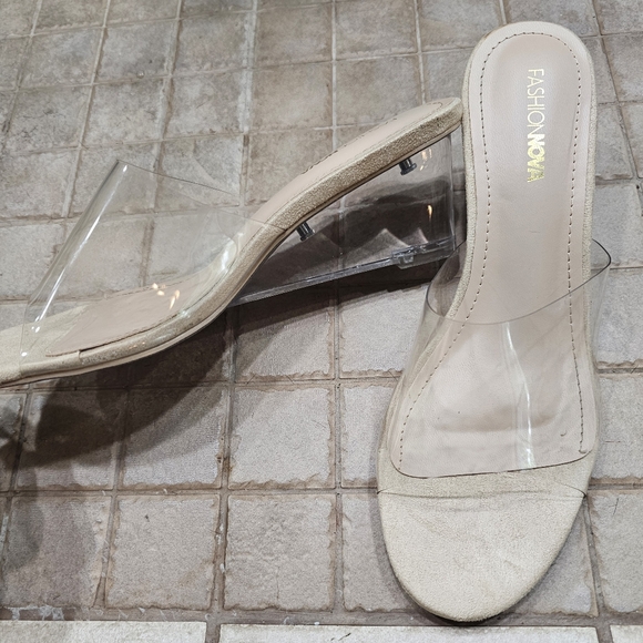 Sandals - Picture 3 of 5